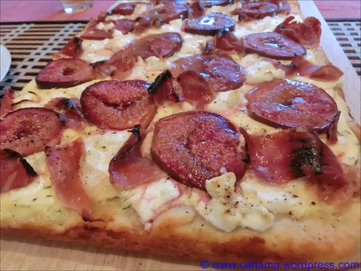 Ziegenkäse-Feigen-Tarte mit San Daniele Schinken
