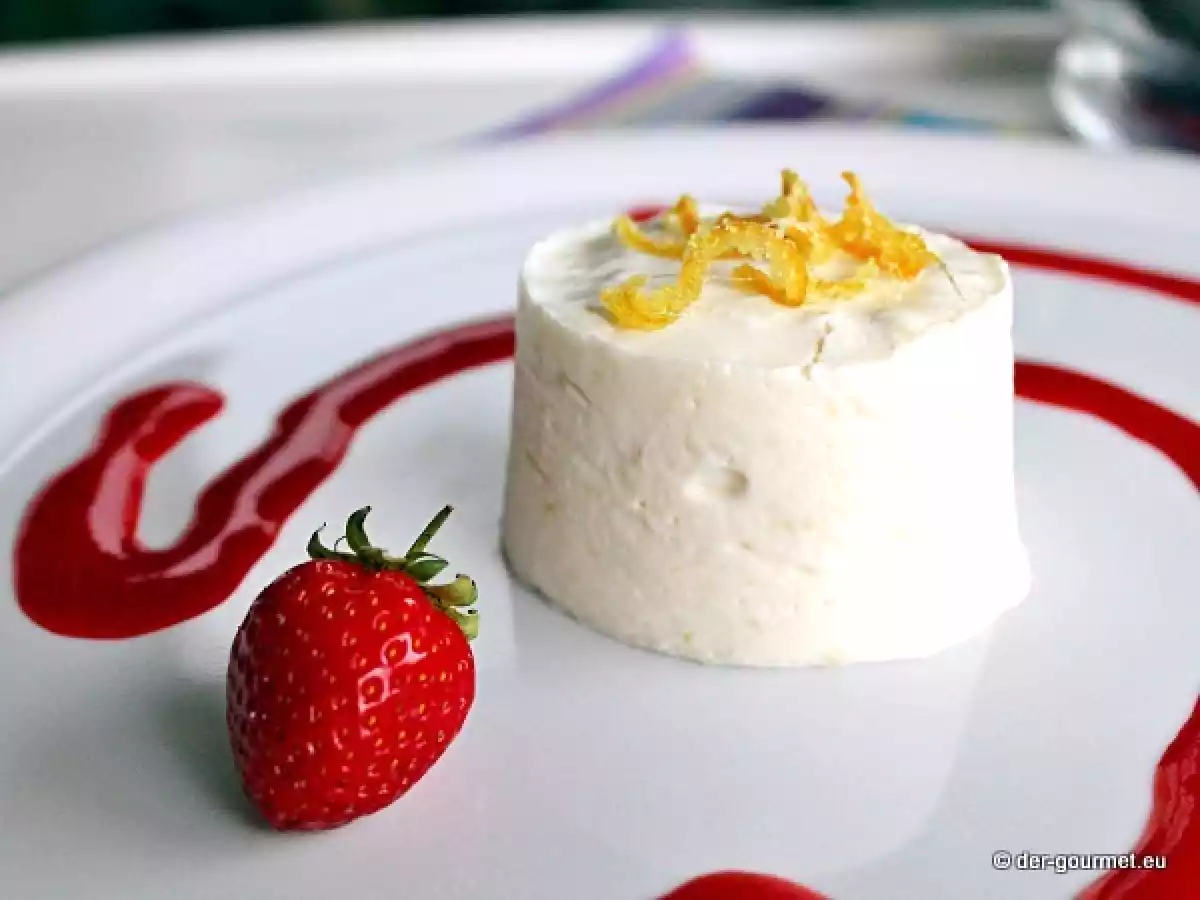 Zitronen Sauerrahmen Mousse