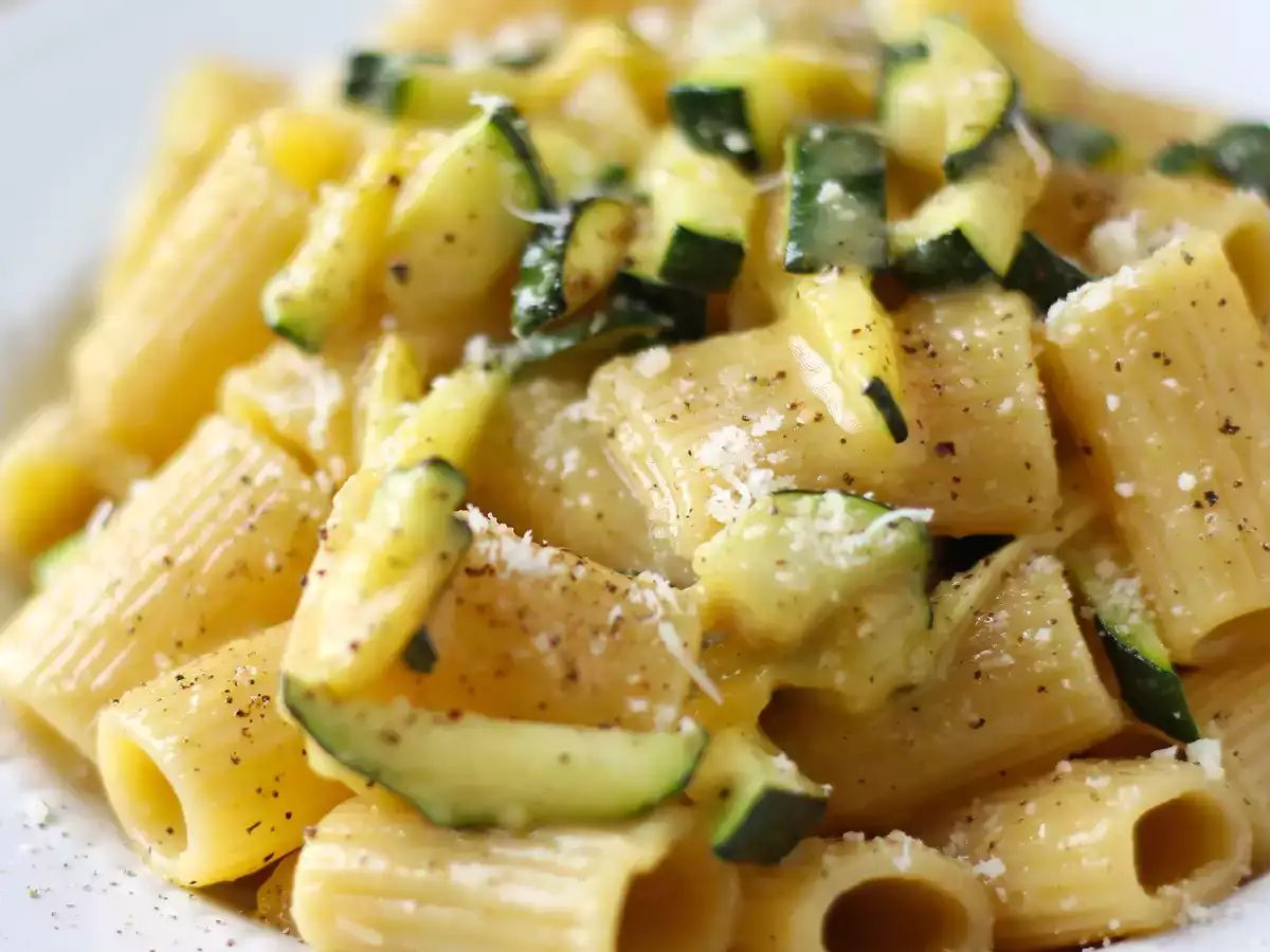 Zucchini-Carbonara: das leicht zu machende vegetarische Rezept - foto 5