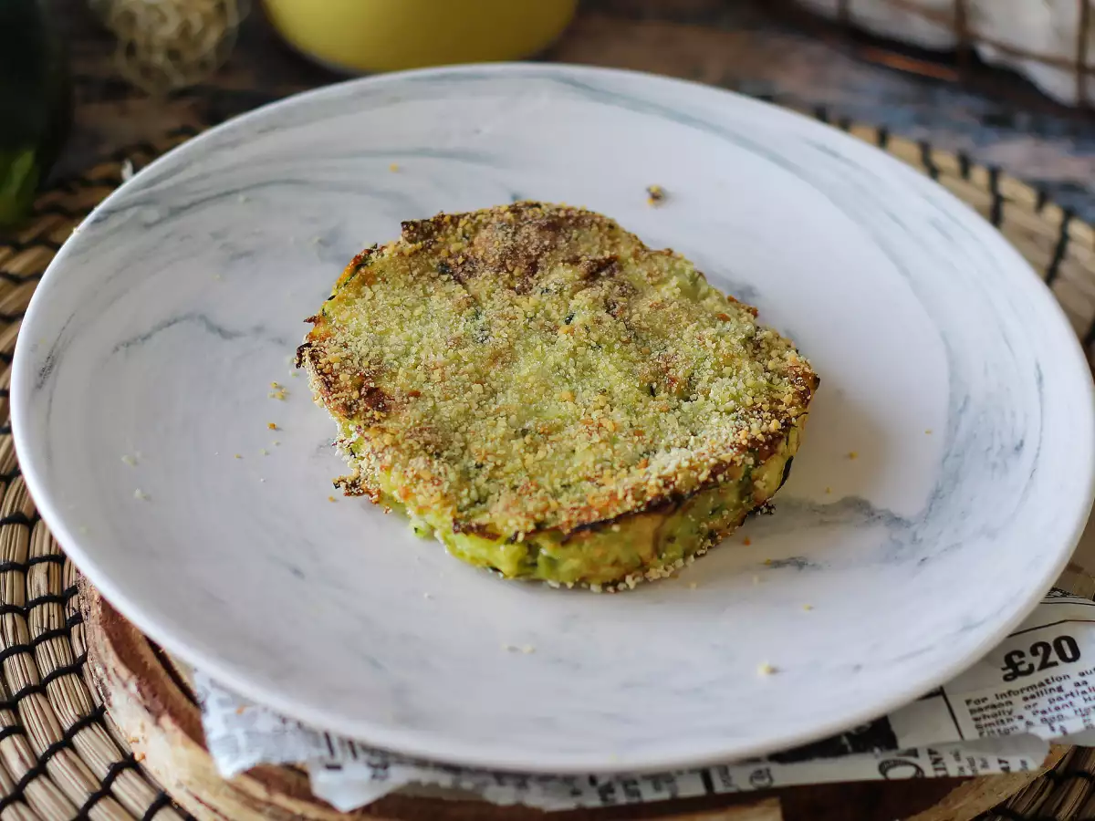 Zucchini-Kartoffel-Burger aus der Heißluftfritteuse