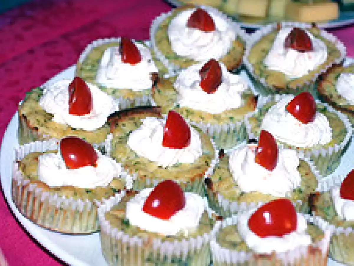 Zucchini-ricotta-muffins