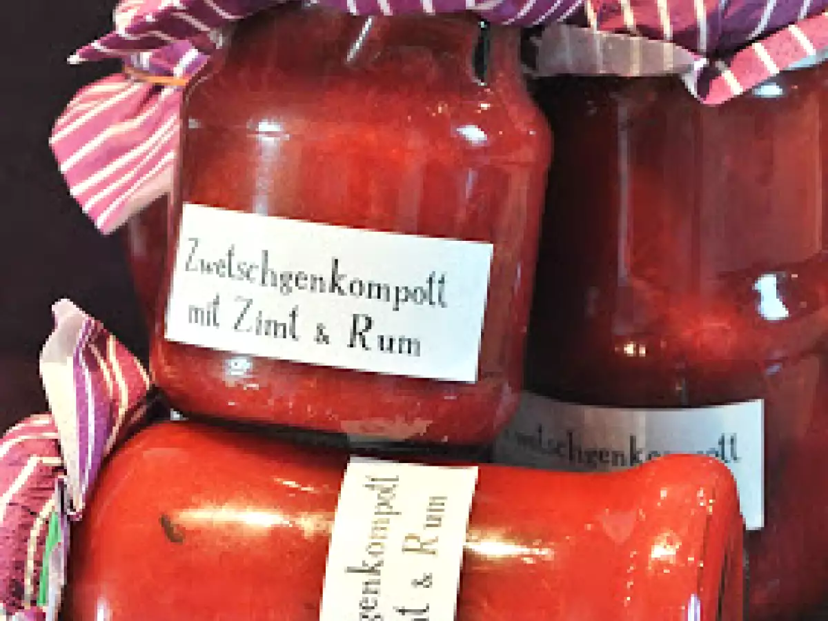 Zwetschgen-Kompott mit Zimt & Rum